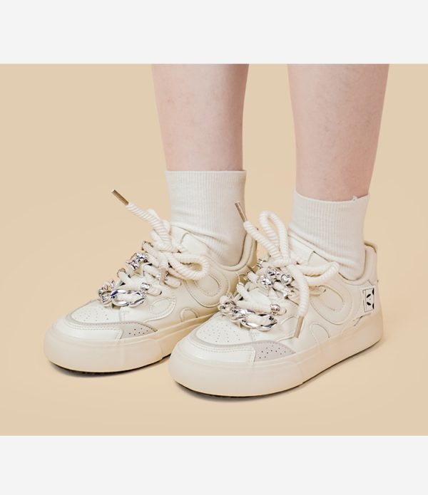 Casual Women's White Low-top Sneakers